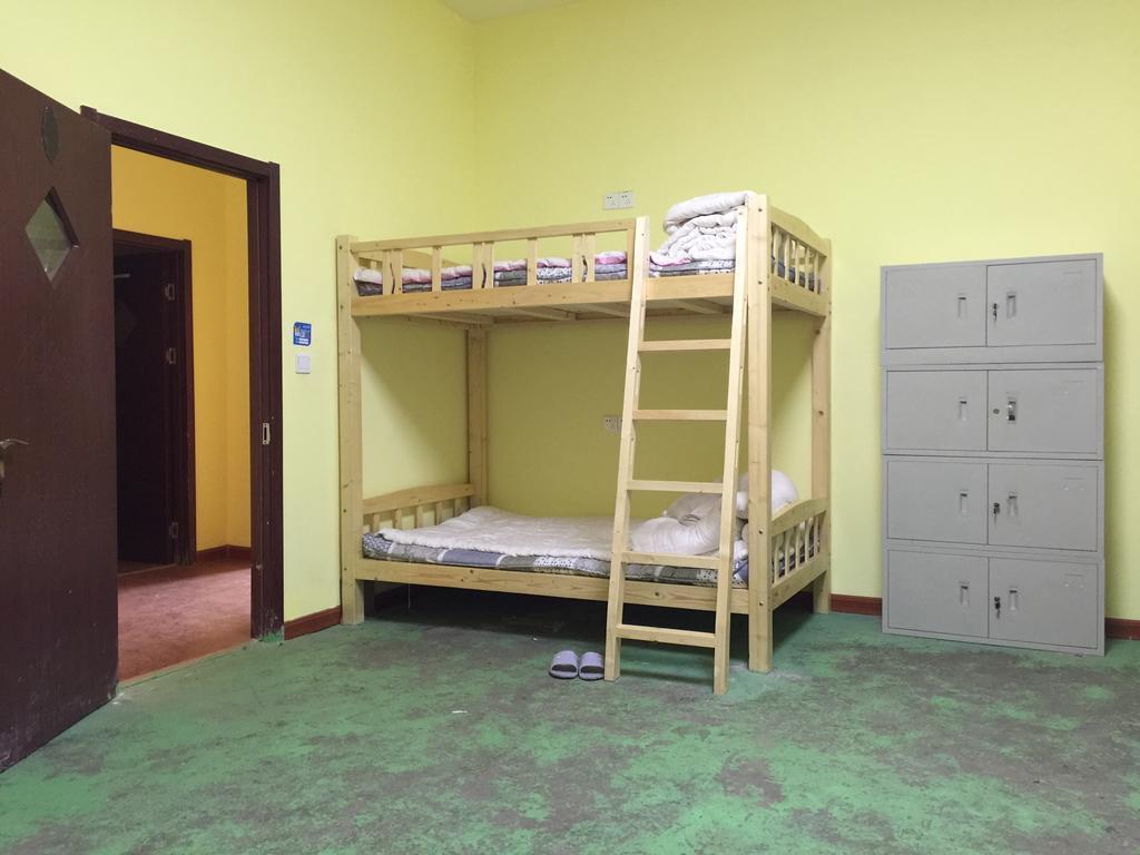 Pingyao Agam International Youth Hostel Room photo